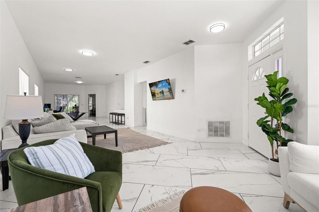 For Sale: $459,000 (4 beds, 2 baths, 1866 Square Feet)