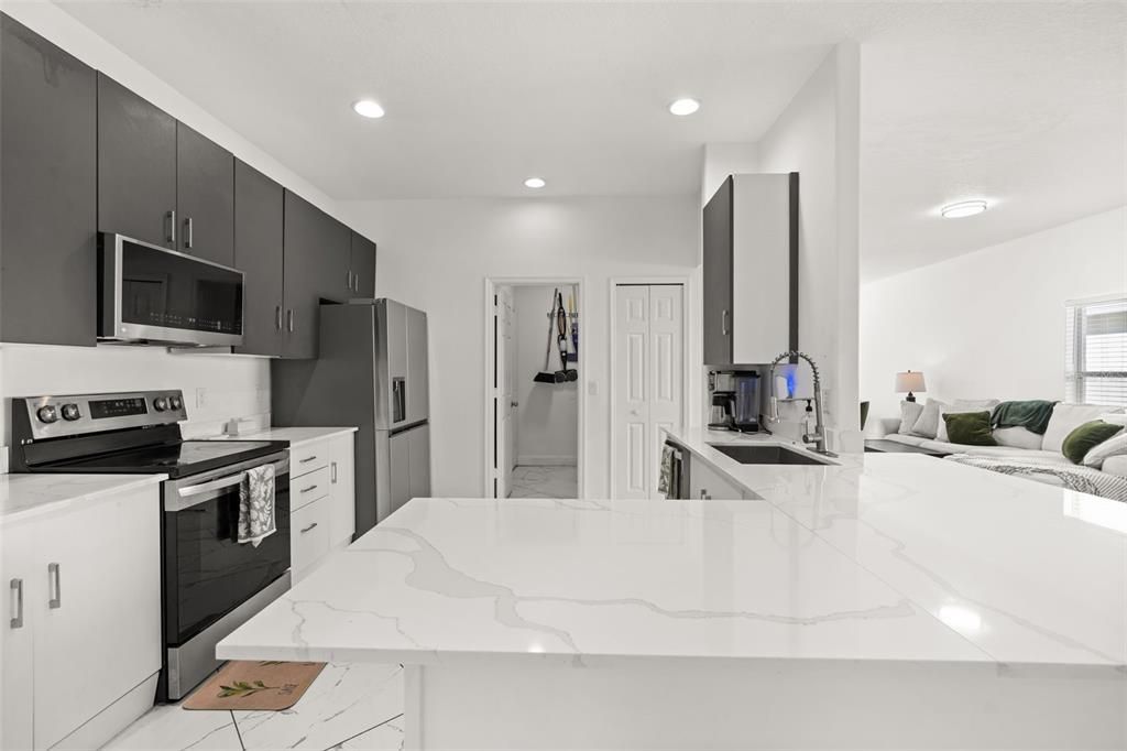 For Sale: $459,000 (4 beds, 2 baths, 1866 Square Feet)