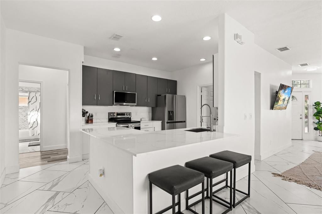 For Sale: $459,000 (4 beds, 2 baths, 1866 Square Feet)