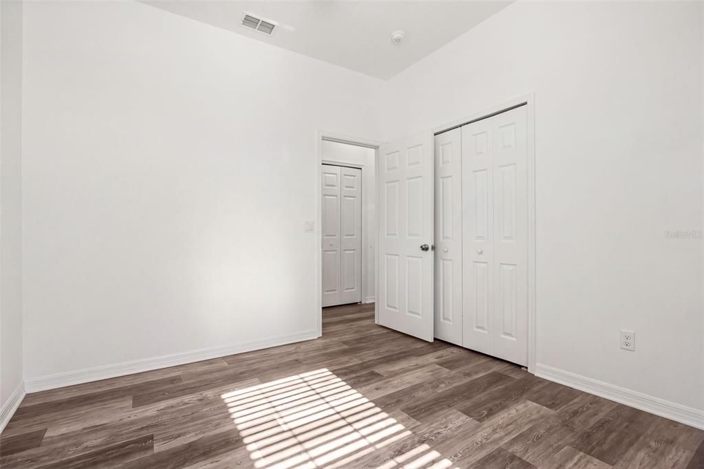 For Sale: $459,000 (4 beds, 2 baths, 1866 Square Feet)