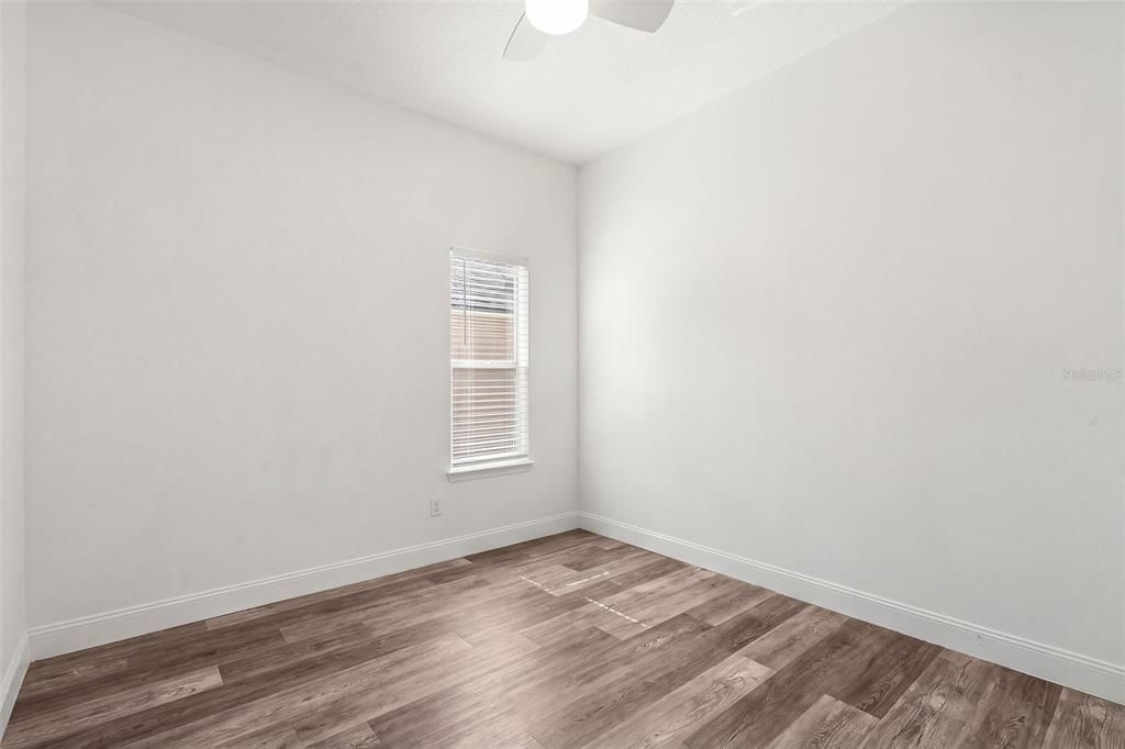 For Sale: $459,000 (4 beds, 2 baths, 1866 Square Feet)