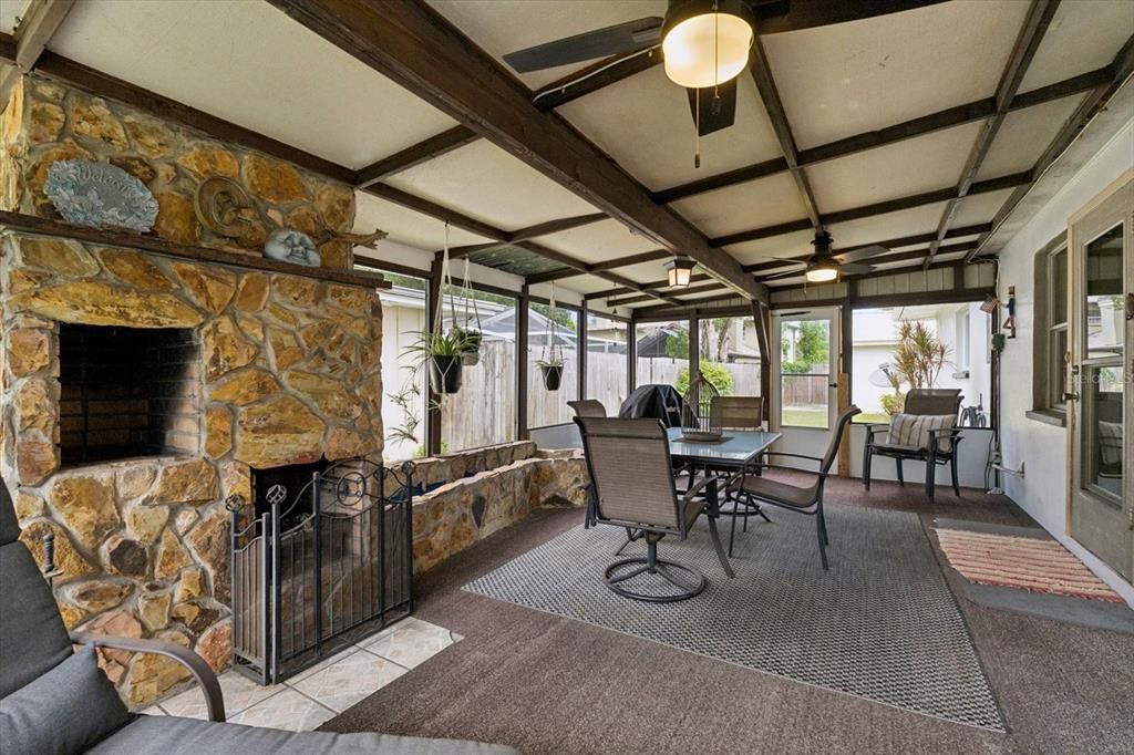 For Sale: $435,000 (3 beds, 2 baths, 2024 Square Feet)