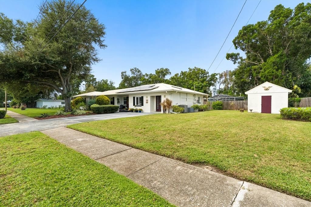 For Sale: $435,000 (3 beds, 2 baths, 2024 Square Feet)
