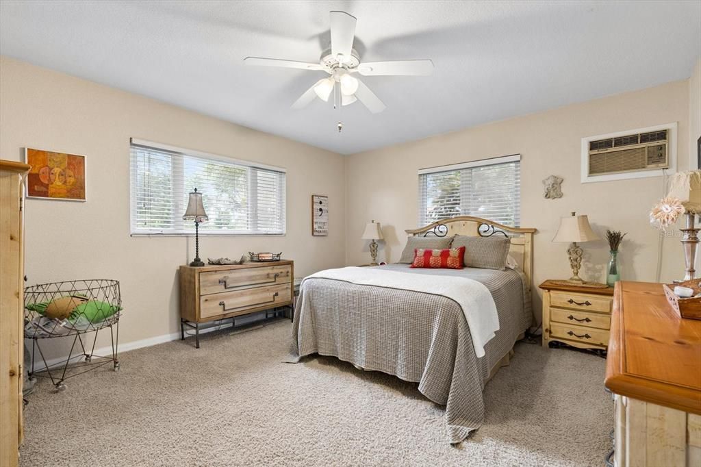 For Sale: $435,000 (3 beds, 2 baths, 2024 Square Feet)