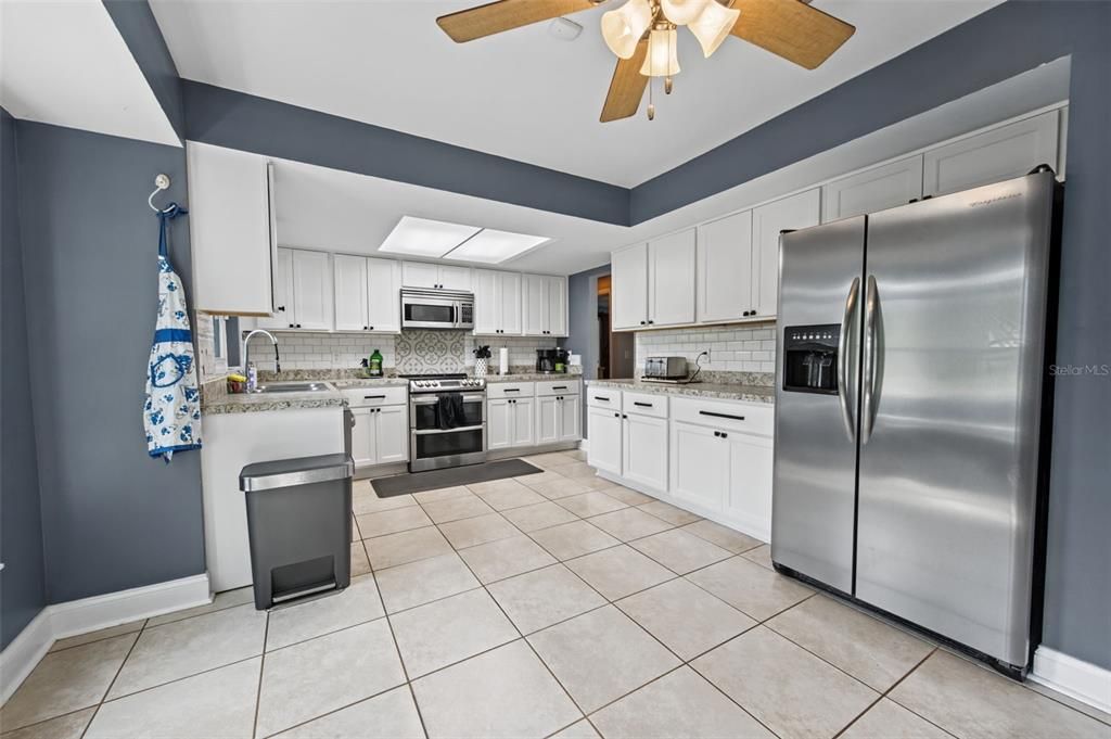 For Sale: $585,000 (3 beds, 2 baths, 2133 Square Feet)