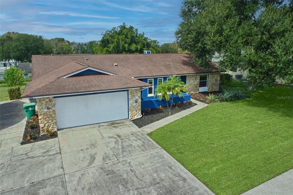For Sale: $585,000 (3 beds, 2 baths, 2133 Square Feet)