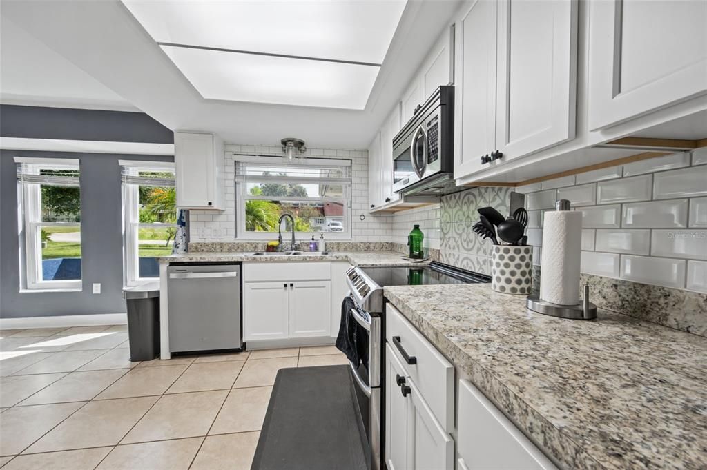 For Sale: $585,000 (3 beds, 2 baths, 2133 Square Feet)