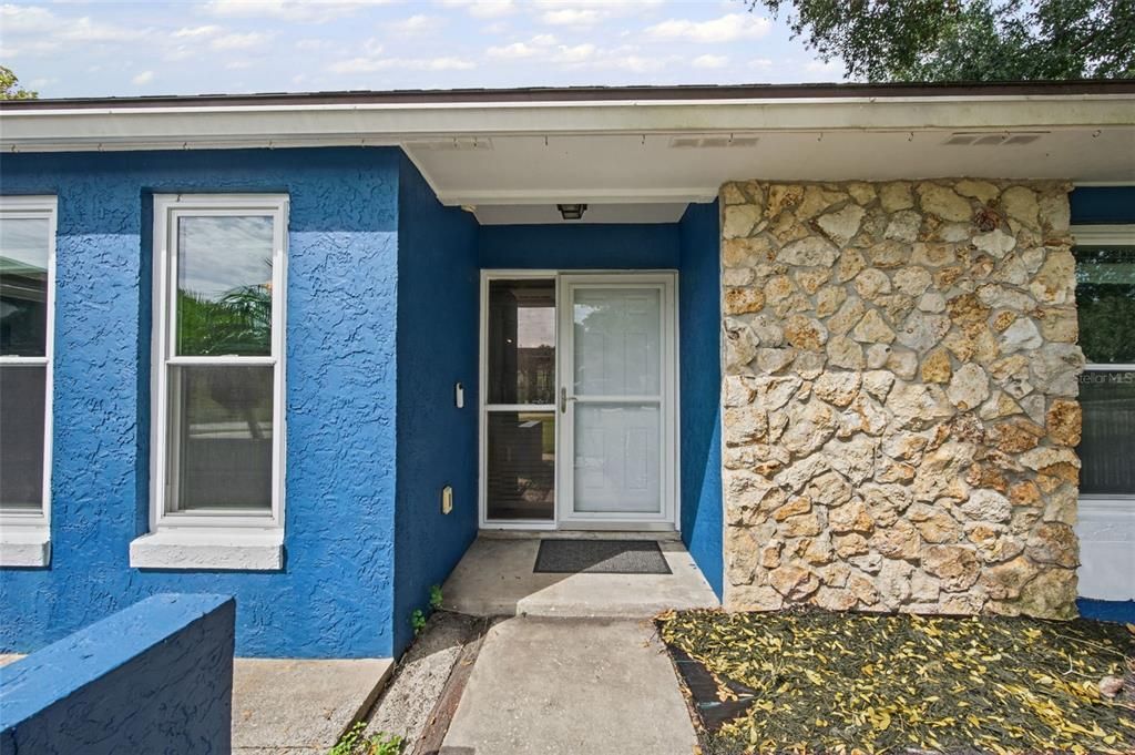 For Sale: $585,000 (3 beds, 2 baths, 2133 Square Feet)