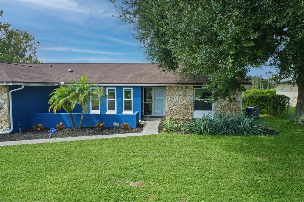 For Sale: $585,000 (3 beds, 2 baths, 2133 Square Feet)