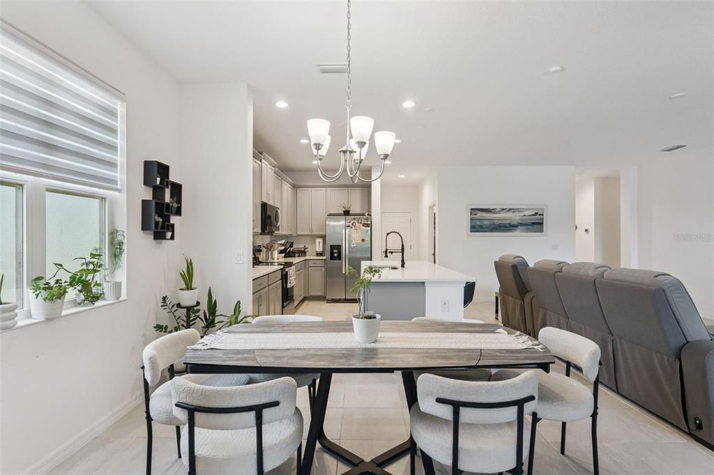 For Sale: $425,000 (4 beds, 2 baths, 2008 Square Feet)