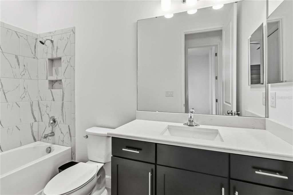 На продажу: $575,000 (4 спален, 3 ванн, 2660 Квадратных фут)