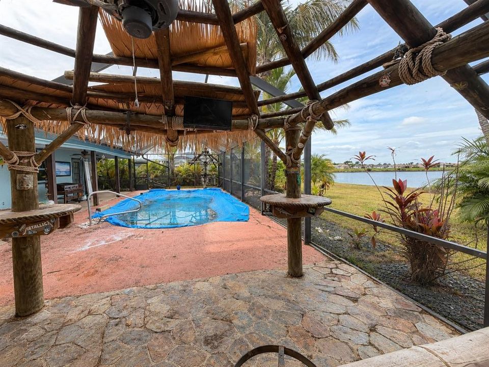 For Sale: $309,999 (3 beds, 3 baths, 1468 Square Feet)