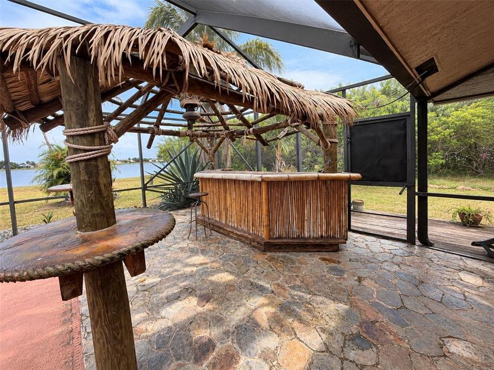 For Sale: $309,999 (3 beds, 3 baths, 1468 Square Feet)