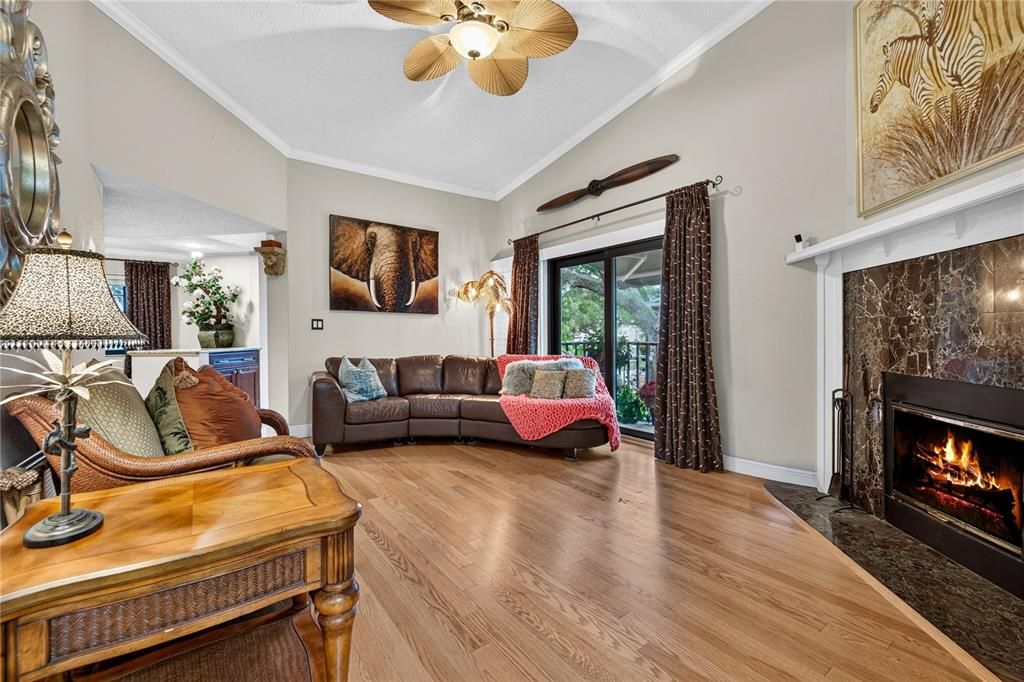 En Venta: $315,000 (2 camas, 2 baños, 1405 Pies cuadrados)