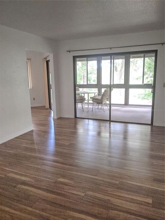 En Renta: $1,800 (2 camas, 2 baños, 950 Pies cuadrados)