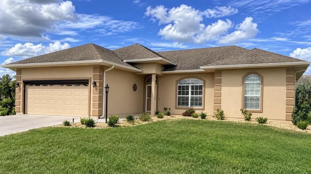 Active With Contract: $280,000 (3 beds, 2 baths, 1320 Square Feet)