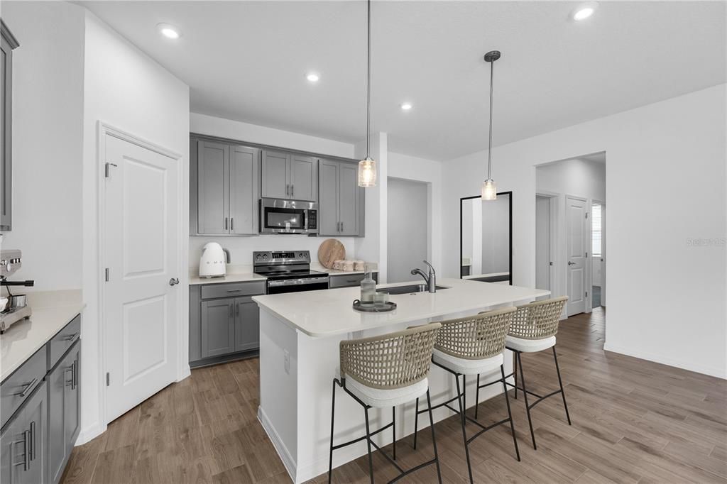 For Sale: $489,990 (4 beds, 3 baths, 2210 Square Feet)