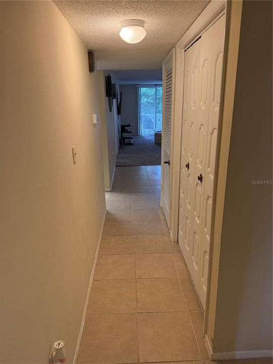 For Rent: $1,895 (2 beds, 2 baths, 1200 Square Feet)