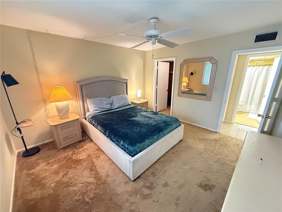 For Rent: $1,895 (2 beds, 2 baths, 1200 Square Feet)
