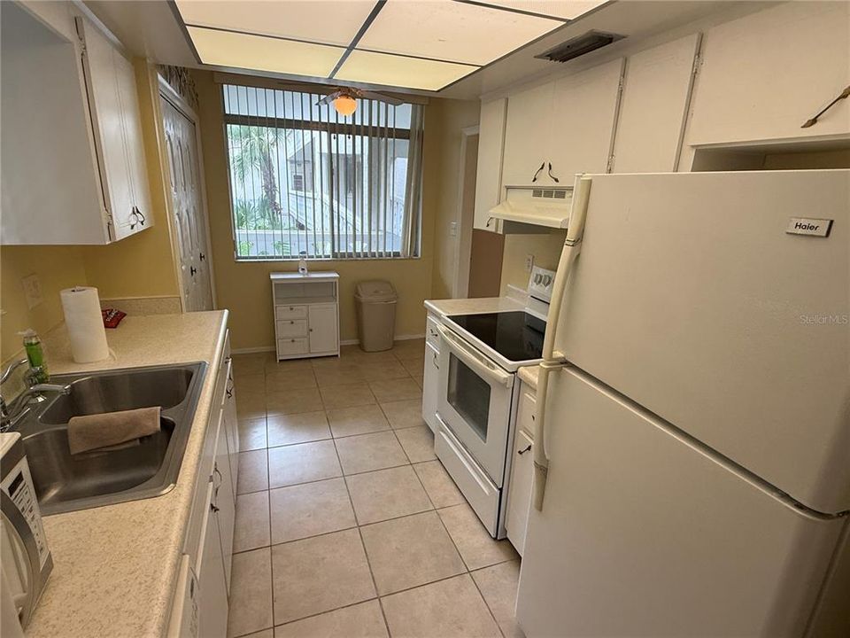 For Rent: $1,895 (2 beds, 2 baths, 1200 Square Feet)