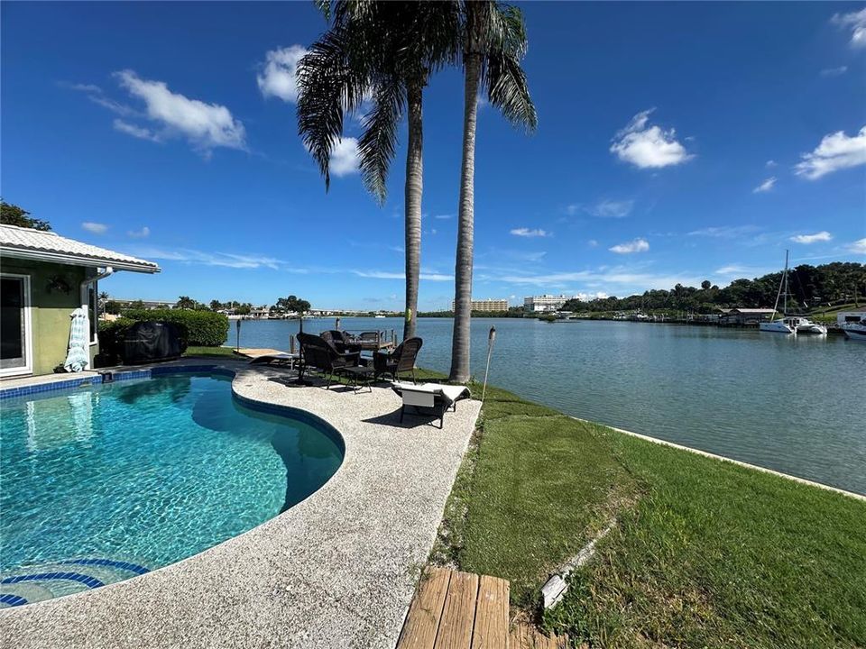 For Rent: $4,000 (3 beds, 3 baths, 2624 Square Feet)