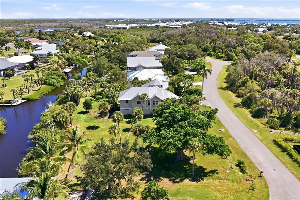 待售: $269,000 (0.36 acres)