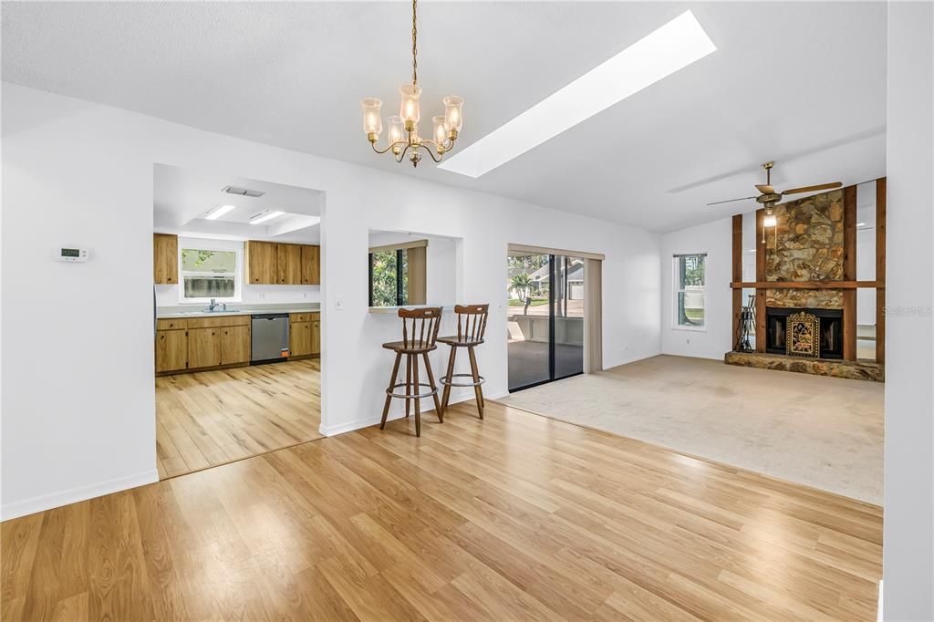 For Sale: $399,900 (3 beds, 2 baths, 1429 Square Feet)