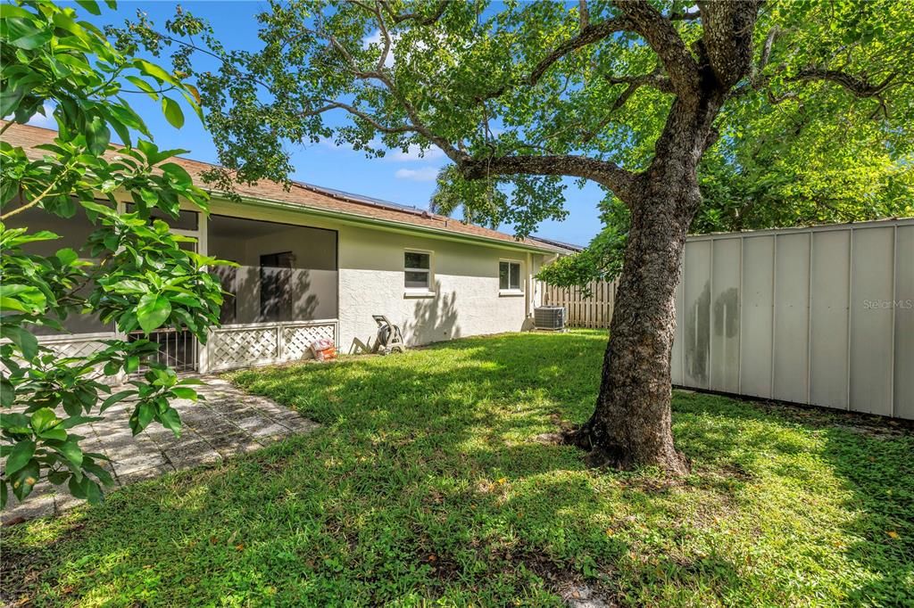 For Sale: $399,900 (3 beds, 2 baths, 1429 Square Feet)