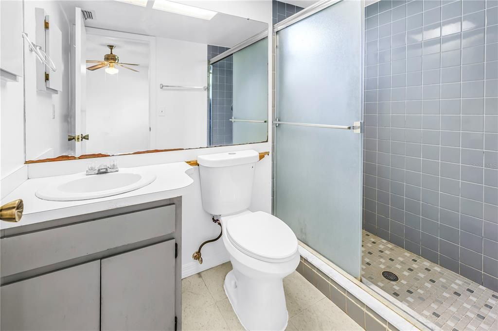 For Sale: $399,900 (3 beds, 2 baths, 1429 Square Feet)