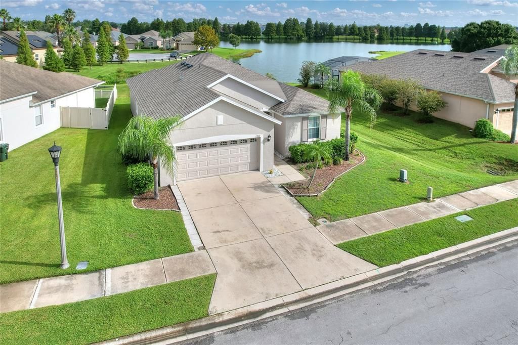 For Sale: $357,000 (4 beds, 2 baths, 1997 Square Feet)