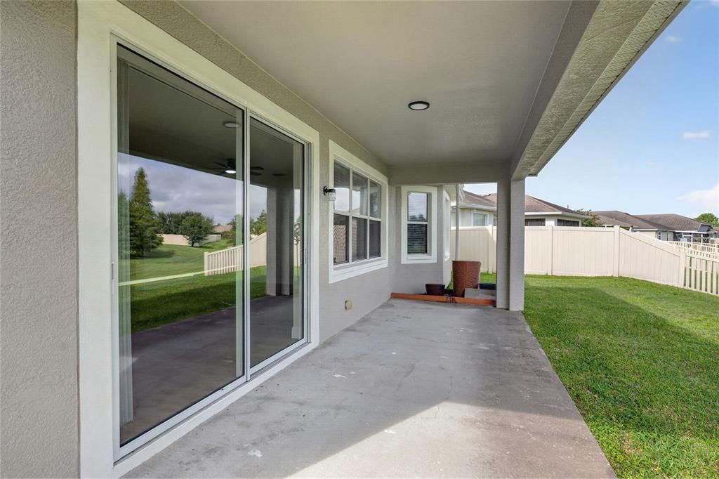 For Sale: $357,000 (4 beds, 2 baths, 1997 Square Feet)