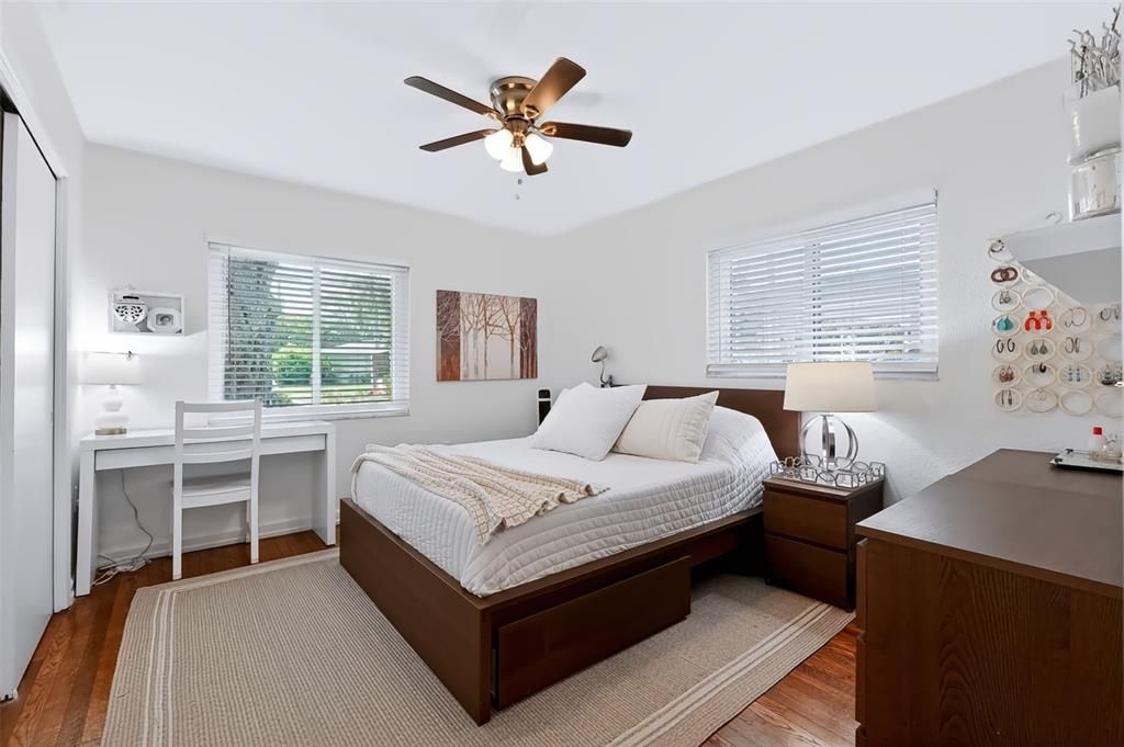 En Venta: $425,000 (3 camas, 2 baños, 1250 Pies cuadrados)