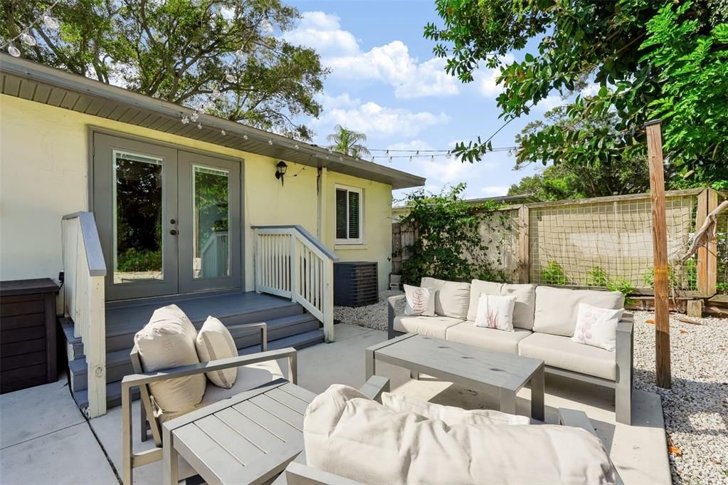 En Venta: $425,000 (3 camas, 2 baños, 1250 Pies cuadrados)