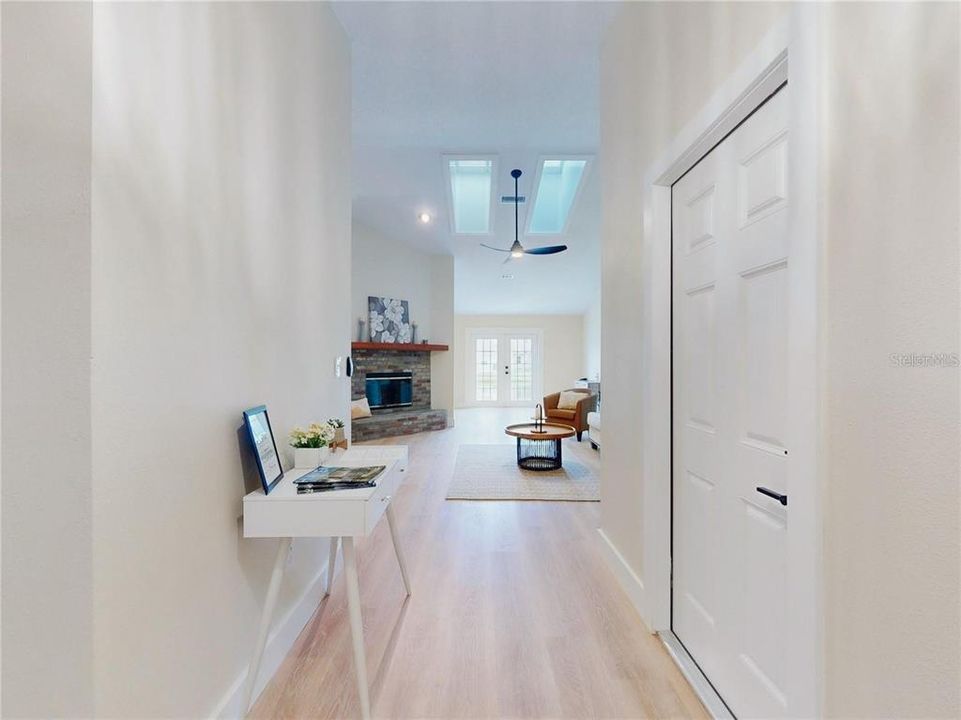 For Rent: $2,400 (2 beds, 2 baths, 1456 Square Feet)
