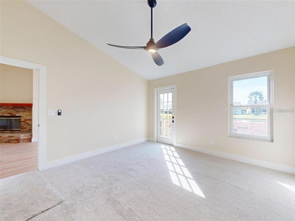For Rent: $2,400 (2 beds, 2 baths, 1456 Square Feet)