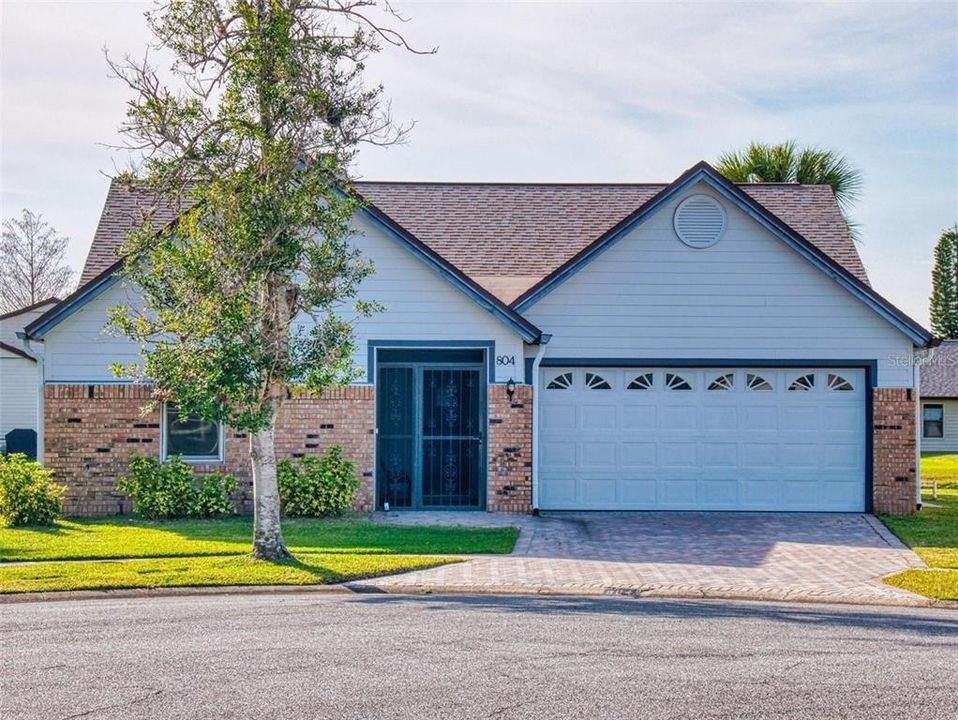 For Rent: $2,400 (2 beds, 2 baths, 1456 Square Feet)