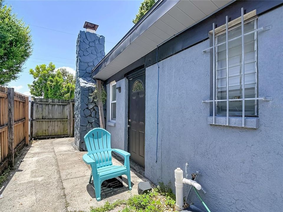 For Rent: $2,500 (3 beds, 2 baths, 1602 Square Feet)