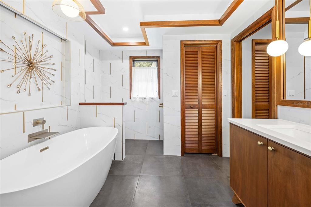 На продажу: $499,900 (3 спален, 2 ванн, 2524 Квадратных фут)