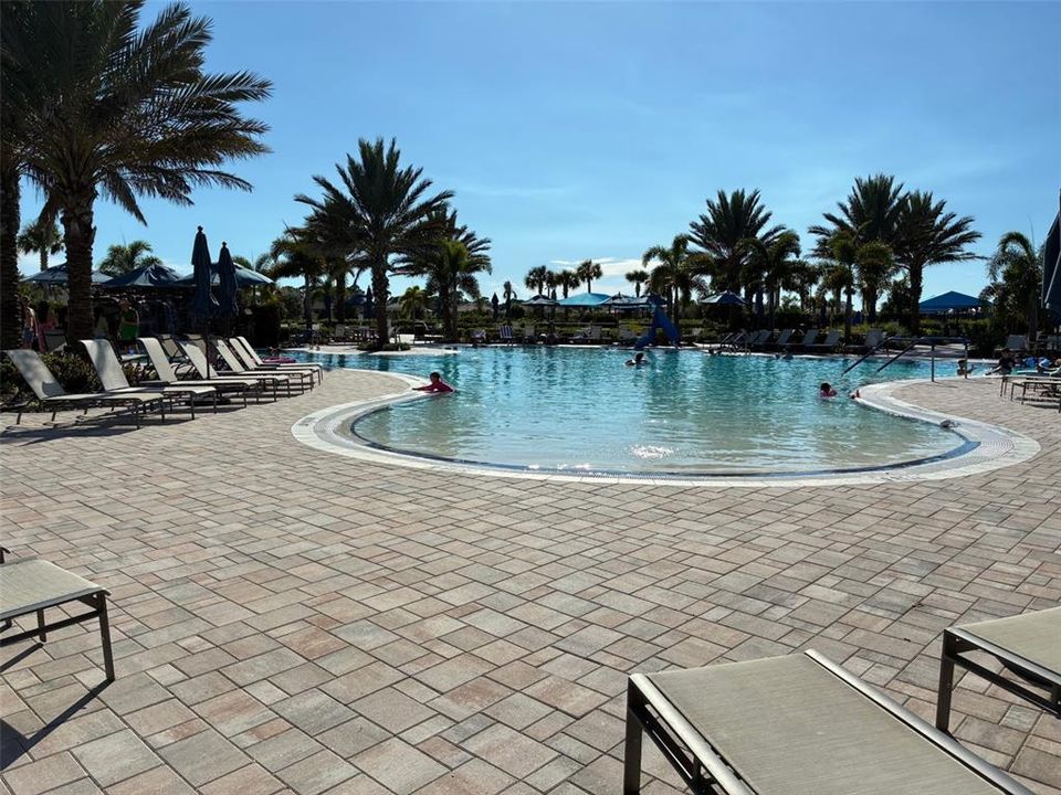 For Rent: $5,500 (2 beds, 2 baths, 1394 Square Feet)