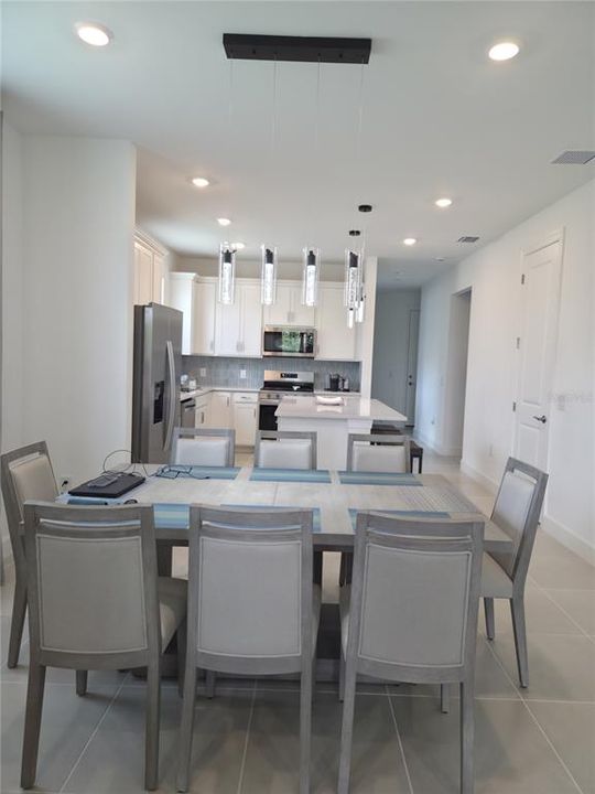 For Rent: $5,500 (2 beds, 2 baths, 1394 Square Feet)