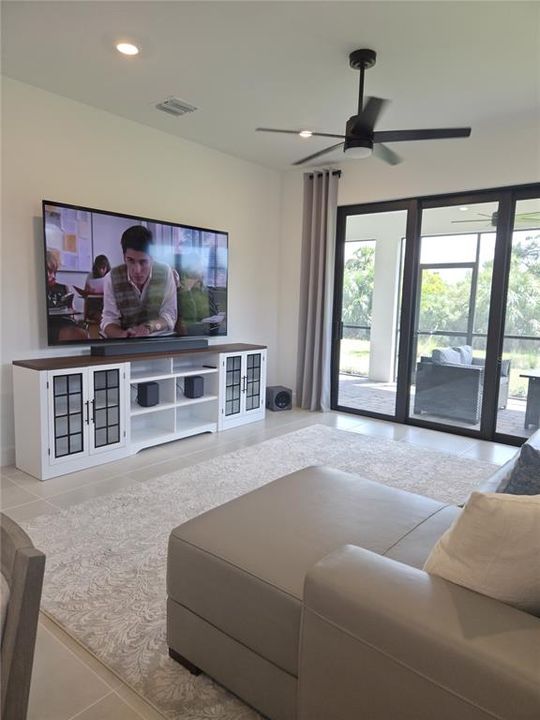 For Rent: $5,500 (2 beds, 2 baths, 1394 Square Feet)
