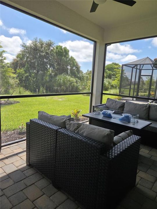 For Rent: $5,500 (2 beds, 2 baths, 1394 Square Feet)
