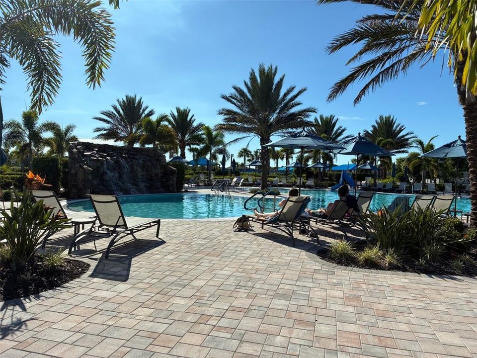 For Rent: $5,500 (2 beds, 2 baths, 1394 Square Feet)