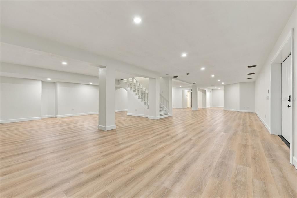En Venta: $799,000 (3 camas, 2 baños, 4152 Pies cuadrados)