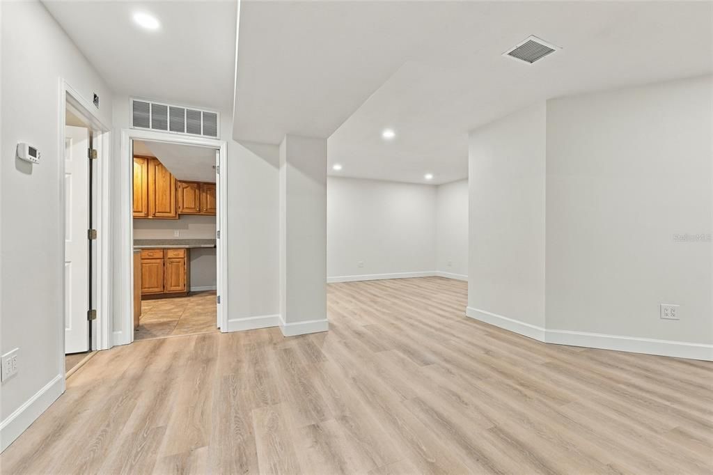En Venta: $799,000 (3 camas, 2 baños, 4152 Pies cuadrados)