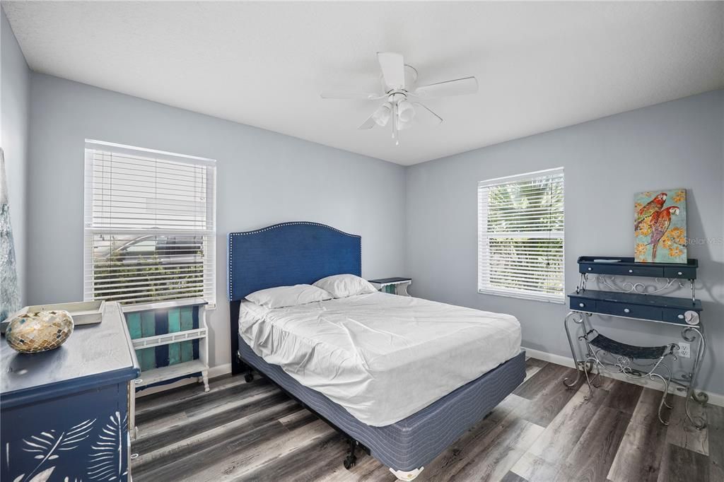For Sale: $1,000,000 (3 beds, 2 baths, 2281 Square Feet)