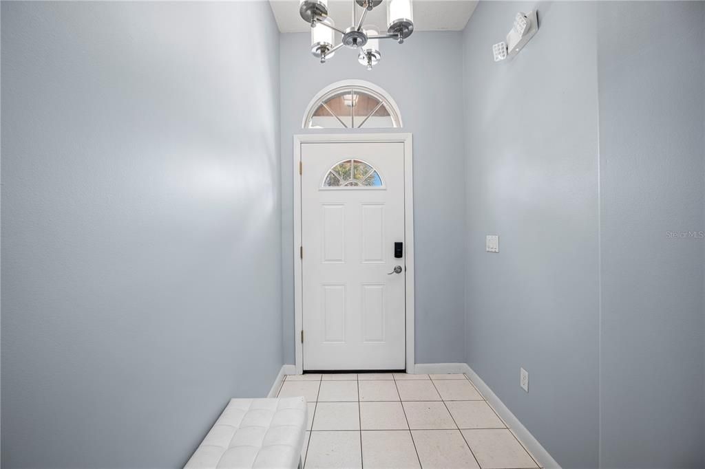 For Sale: $1,000,000 (3 beds, 2 baths, 2281 Square Feet)