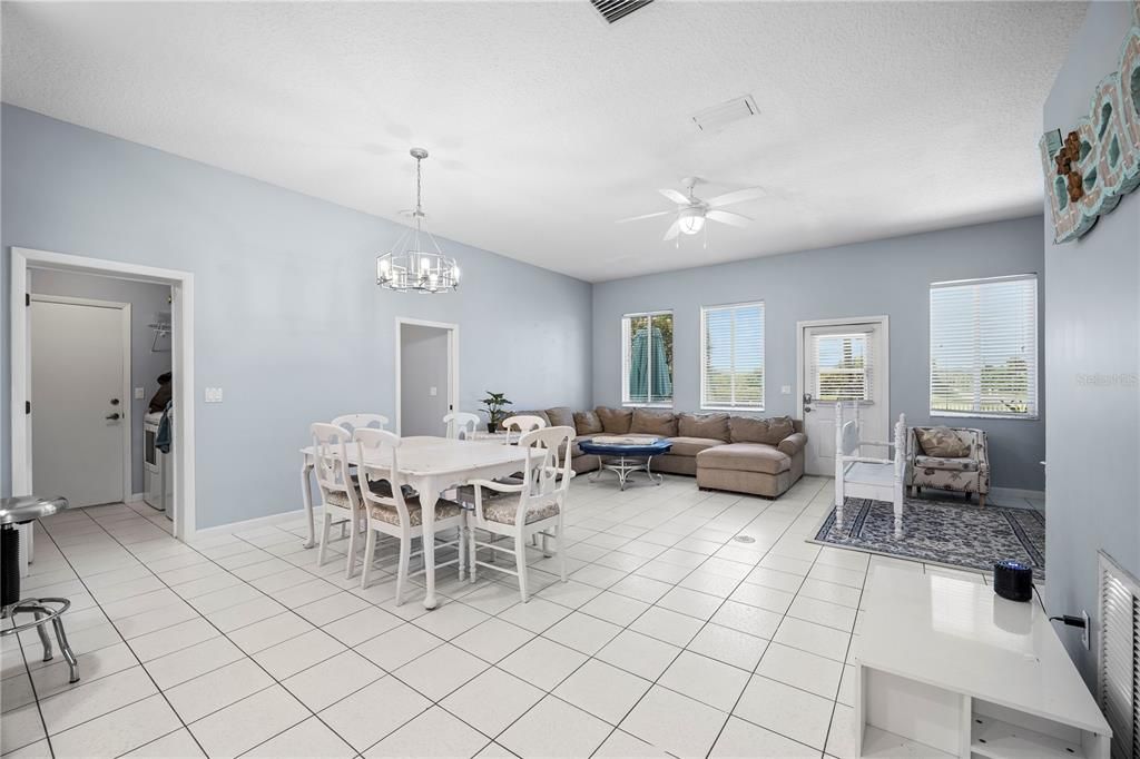 For Sale: $1,000,000 (3 beds, 2 baths, 2281 Square Feet)