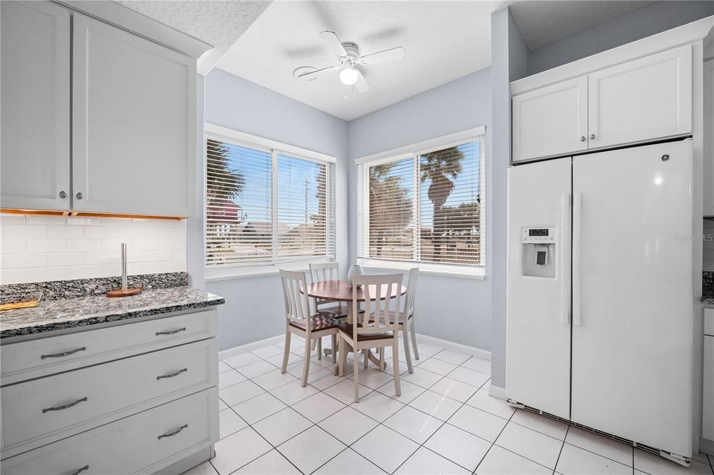 For Sale: $1,000,000 (3 beds, 2 baths, 2281 Square Feet)