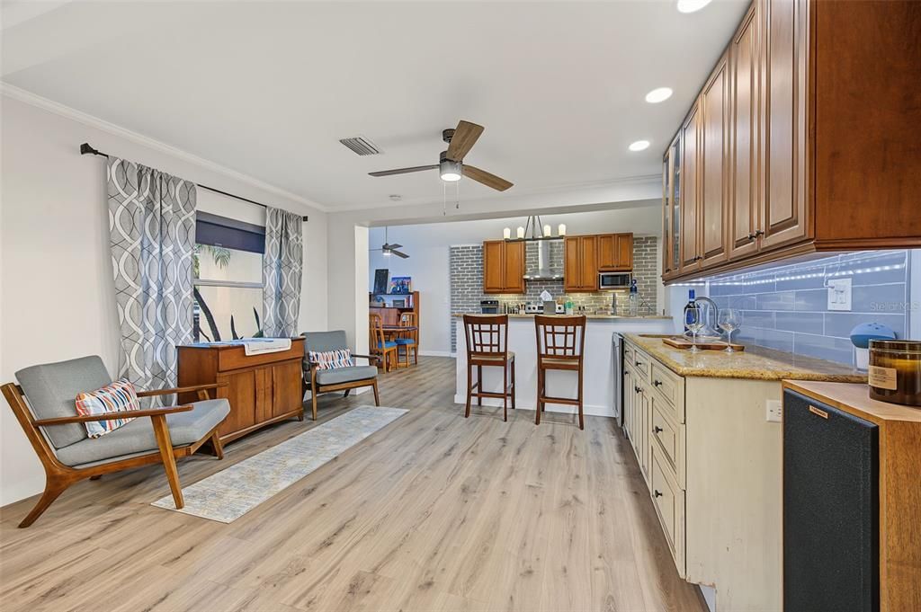 На продажу: $519,950 (3 спален, 2 ванн, 1436 Квадратных фут)